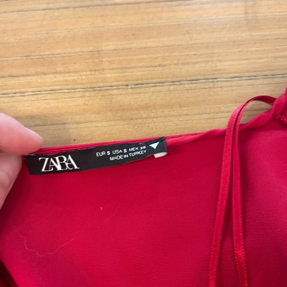 Zara crop top, worn once, size small - Picture 2 of 2